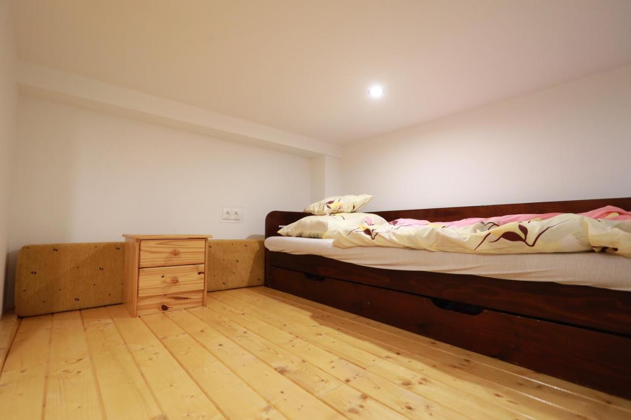 Vito Apartman Эгер Экстерьер фото