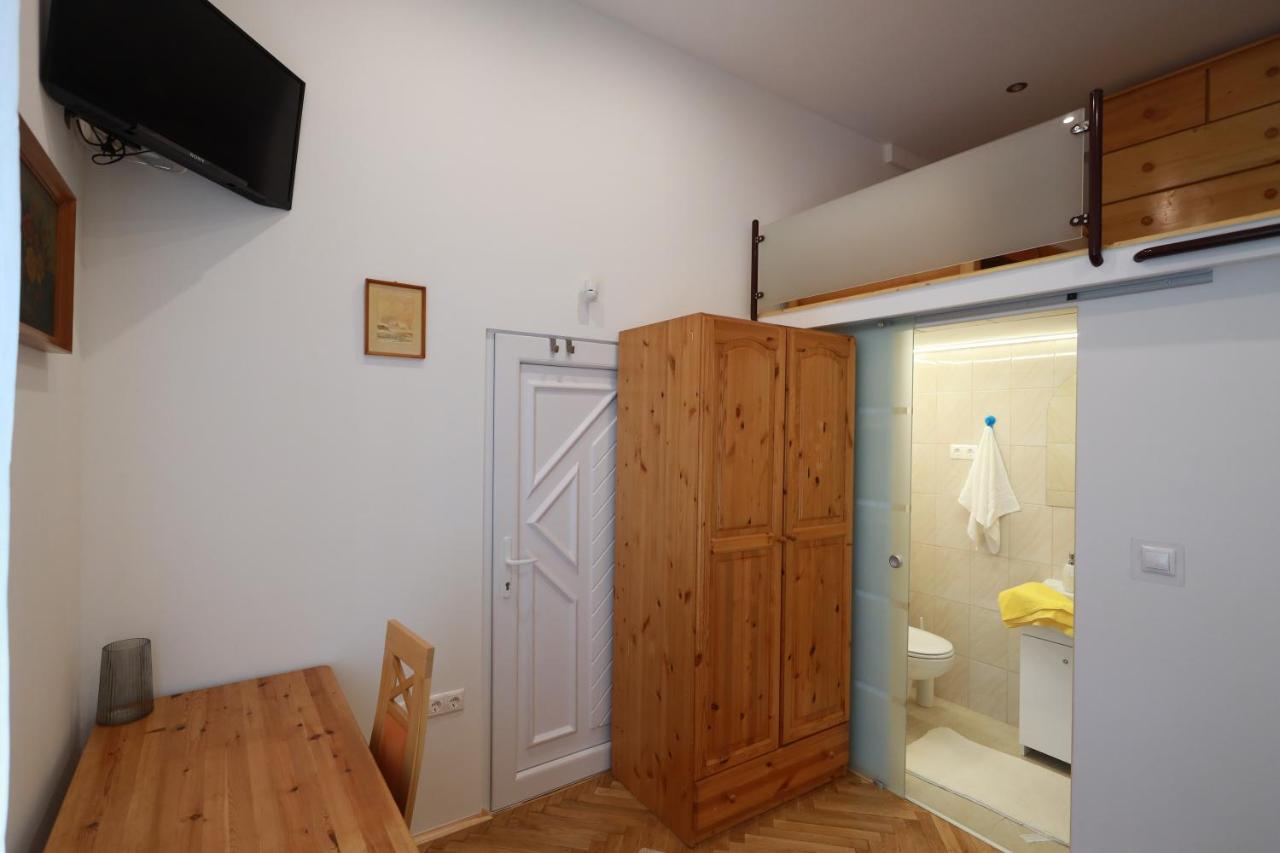 Vito Apartman Эгер Экстерьер фото